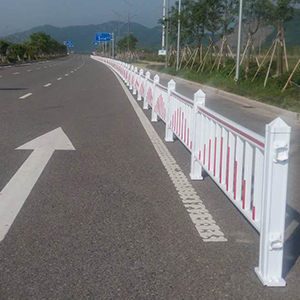 PVC道路护栏案例